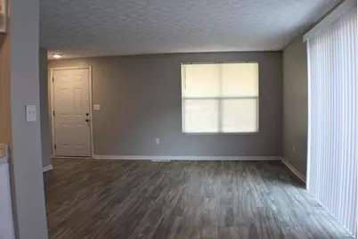 2472 Nassau Drive, Columbus, OH 43232 - Photo 4