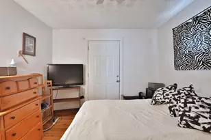 957 E 13th Ave, Columbus, OH 43211 - Photo 16