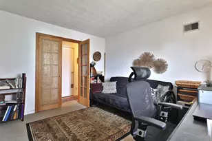 957 E 13th Ave, Columbus, OH 43211 - Photo 22