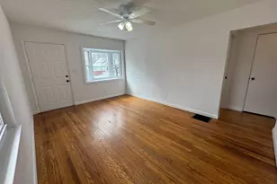 468 E Lincoln Ave, Columbus, OH 43214 - Photo 4