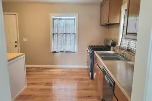 4530 Amesbury Rd, Columbus, OH 43227 - Photo 16