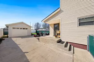 1905 Clifton Ave, Columbus, OH 43219 - Photo 30