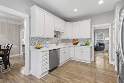 7120 Connaught Drive, New Albany, OH 43054 - Photo 2