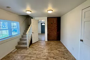 207 E Mill St, Circleville, OH 43113 - Photo 6