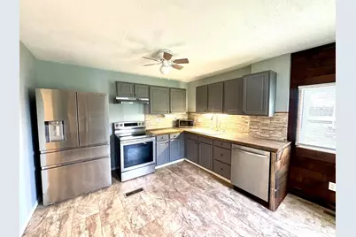 207 E Mill Street, Circleville, OH 43113 - Photo 12