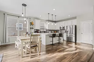 240 Glemsbury Dr, Delaware, OH 43015 - Photo 12