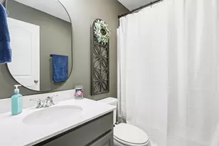 240 Glemsbury Dr, Delaware, OH 43015 - Photo 32