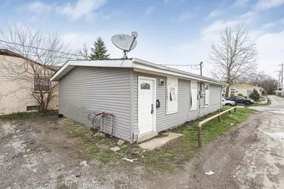 2445-2447 Hiawatha Street, Columbus, OH 43211 - Photo 2