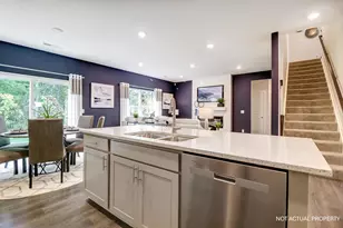 131 Vine Grv Dr, Circleville, OH 43113 - Photo 4