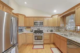 334 Glenridge Cir, Howard, OH 43028 - Photo 16