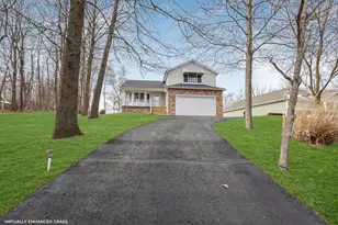 334 Glenridge Cir, Howard, OH 43028 - Photo 4