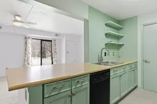 3941 Karl Rd, Columbus, OH 43224 - Photo 8