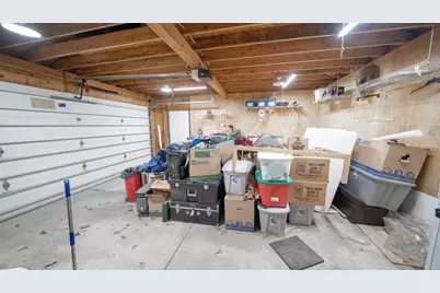 426 Moore Avenue, Bellevue, OH 44811 - Photo 20