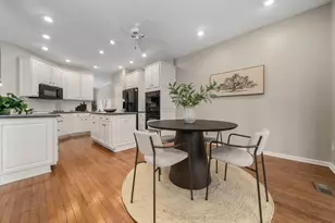 415 Ashmoore Ct, Powell, OH 43065 - Photo 8