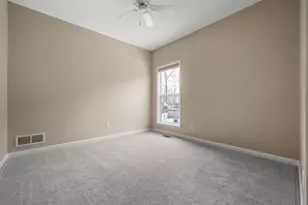 415 Ashmoore Ct, Powell, OH 43065 - Photo 18