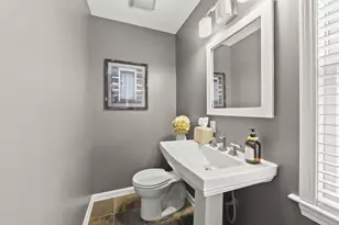 140 Walnut St, Columbus, OH 43230 - Photo 14