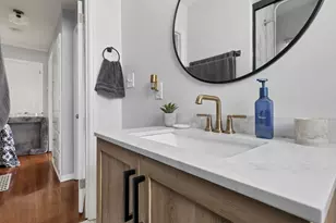 327 E Jeffrey Pl, Columbus, OH 43214 - Photo 28