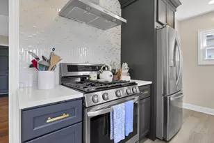 327 E Jeffrey Pl, Columbus, OH 43214 - Photo 16