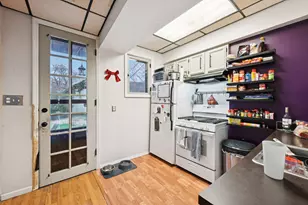 758 Neil Ave, Columbus, OH 43215 - Photo 16