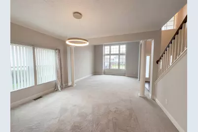 989 Mahle Drive, Reynoldsburg, OH 43068 - Photo 8