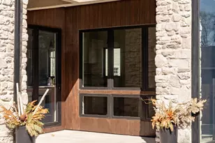 3134 Asbury Dr, Columbus, OH 43221 - Photo 150