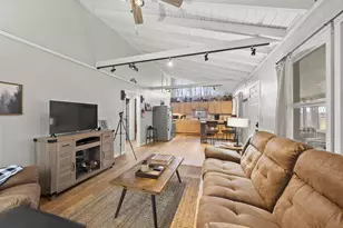 20554 Thompson Ridge Rd, Laurelville, OH 43135 - Photo 10