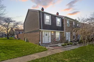 434 Pamlico St, Columbus, OH 43228 - Photo 2