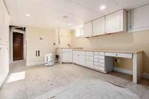 2165 S Parkway Dr, Columbus, OH 43221 - Photo 56