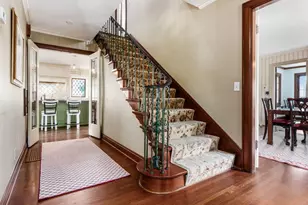 2165 S Parkway Dr, Columbus, OH 43221 - Photo 10