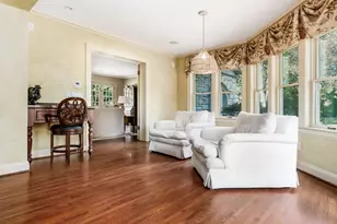 2165 S Parkway Dr, Columbus, OH 43221 - Photo 34