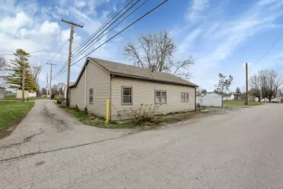 332 Fountain Avenue, Washington Court House, OH 43160 - Photo 2