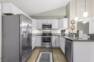 8392 Taylor Chase Dr, Reynoldsburg, OH 43068 - Photo 10