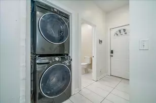 1179 E Rich St, Columbus, OH 43205 - Photo 10