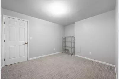 99 E Deshler Avenue, Columbus, OH 43206 - Photo 84