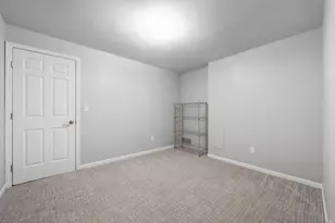 99 E Deshler Ave, Columbus, OH 43206 - Photo 84