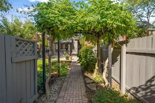 99 E Deshler Ave, Columbus, OH 43206 - Photo 102