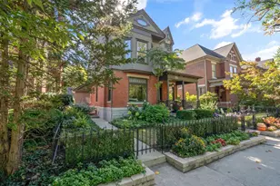 99 E Deshler Ave, Columbus, OH 43206 - Photo 4