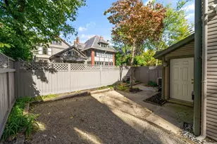 99 E Deshler Ave, Columbus, OH 43206 - Photo 106