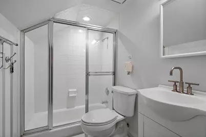 99 E Deshler Avenue, Columbus, OH 43206 - Photo 74