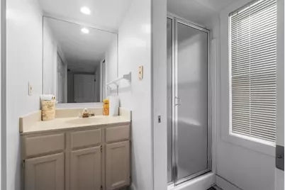 99 E Deshler Avenue, Columbus, OH 43206 - Photo 108