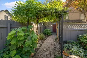 99 E Deshler Ave, Columbus, OH 43206 - Photo 100