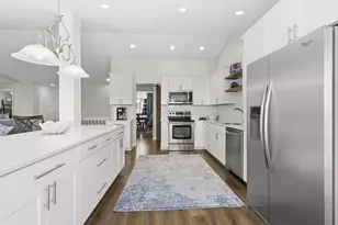 898 Country Club Dr, Howard, OH 43028 - Photo 14