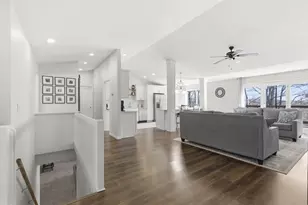 898 Country Club Dr, Howard, OH 43028 - Photo 8