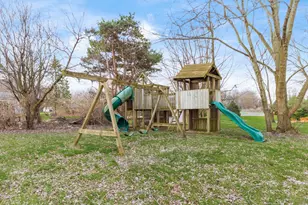 1885 E Choctaw Dr, London, OH 43140 - Photo 40