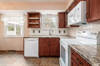 1242 Bradshire Drive, Columbus, OH 43220 - Photo 10