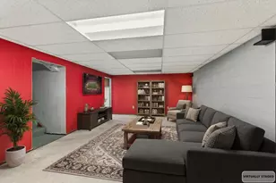 6137 Ambleside Dr, Columbus, OH 43229 - Photo 48