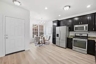 5787 Burke Cir, New Albany, OH 43054 - Photo 8