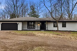 5289 Hazelton-Etna Rd SW, Pataskala, OH 43062 - Photo 1