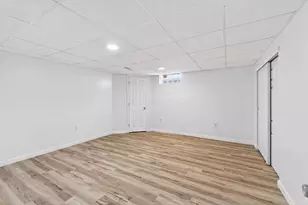 292 Moorfield Dr, Columbus, OH 43230 - Photo 60