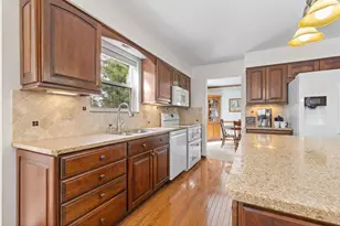 329 Hampton Park, Westerville, OH 43081 - Photo 16